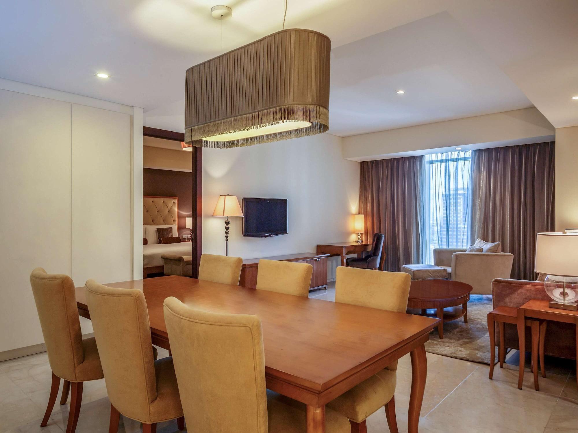 Joy Nostalg Hotel And Suites Manila Managed By The Ascott Limited Pasig City ภายนอก รูปภาพ
