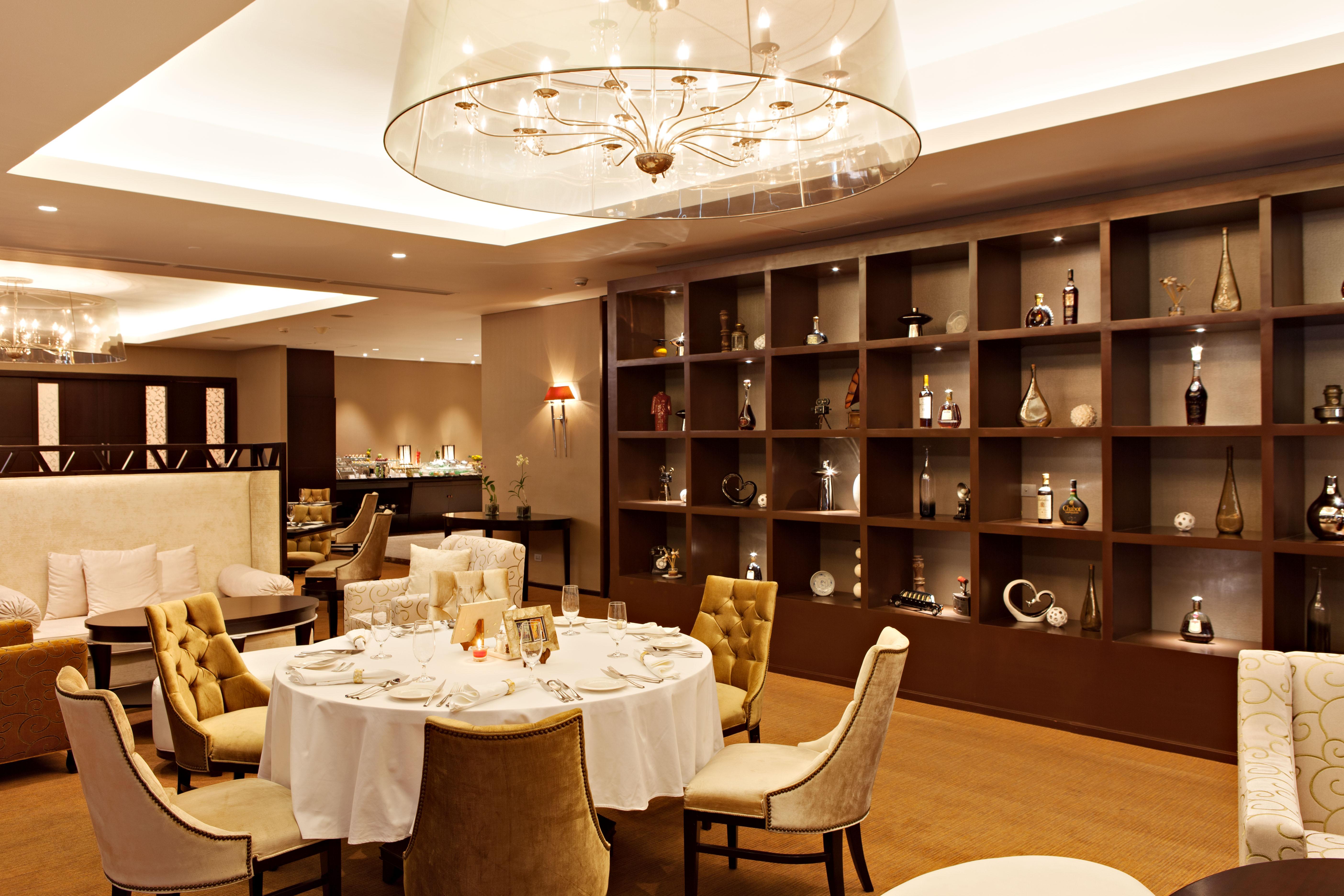 Joy Nostalg Hotel And Suites Manila Managed By The Ascott Limited Pasig City ภายนอก รูปภาพ