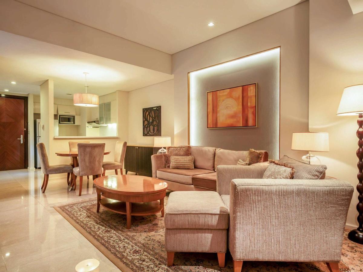 Joy Nostalg Hotel And Suites Manila Managed By The Ascott Limited Pasig City ภายนอก รูปภาพ